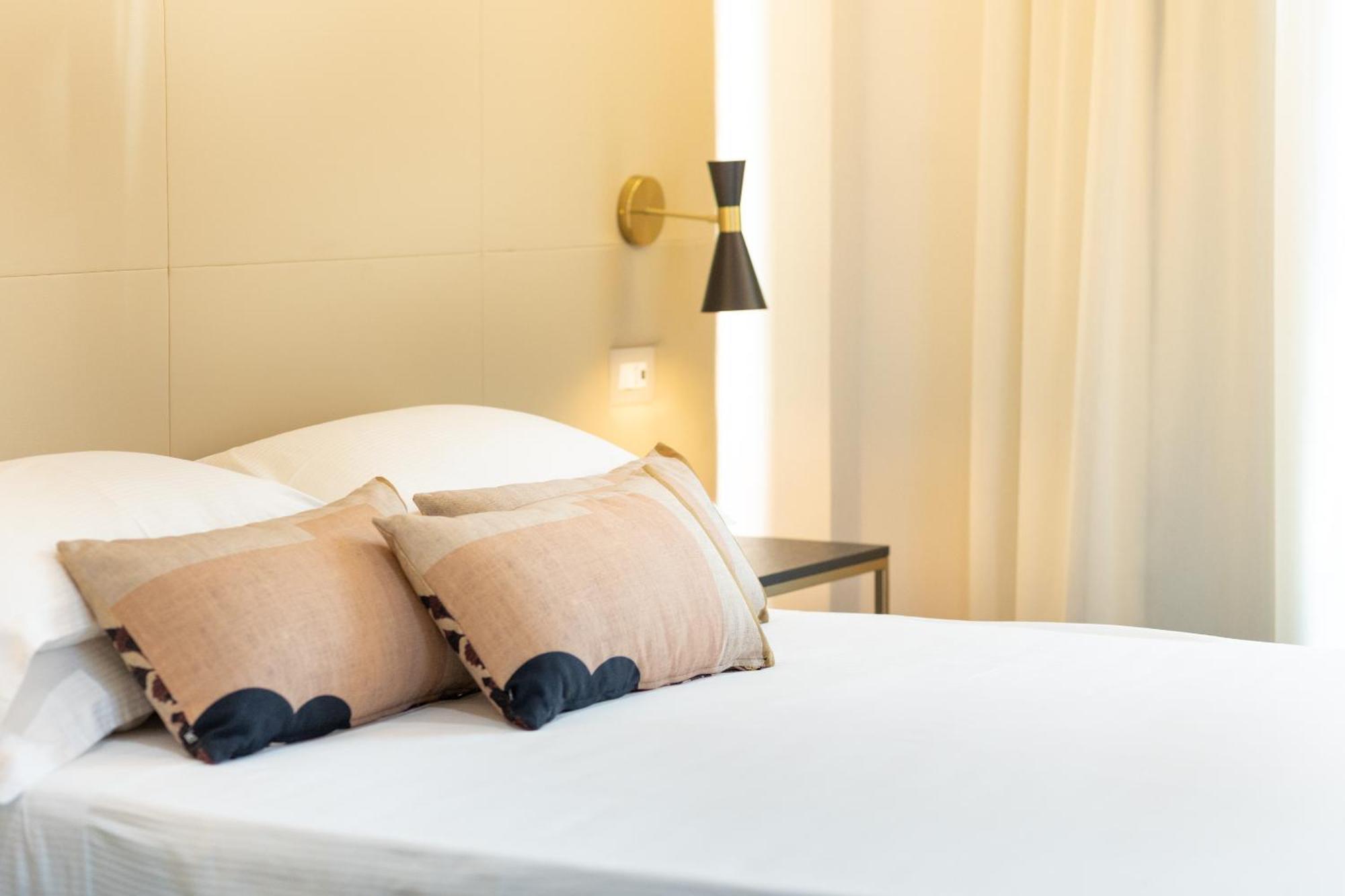 Hotel Mondial Rimini Ngoại thất bức ảnh